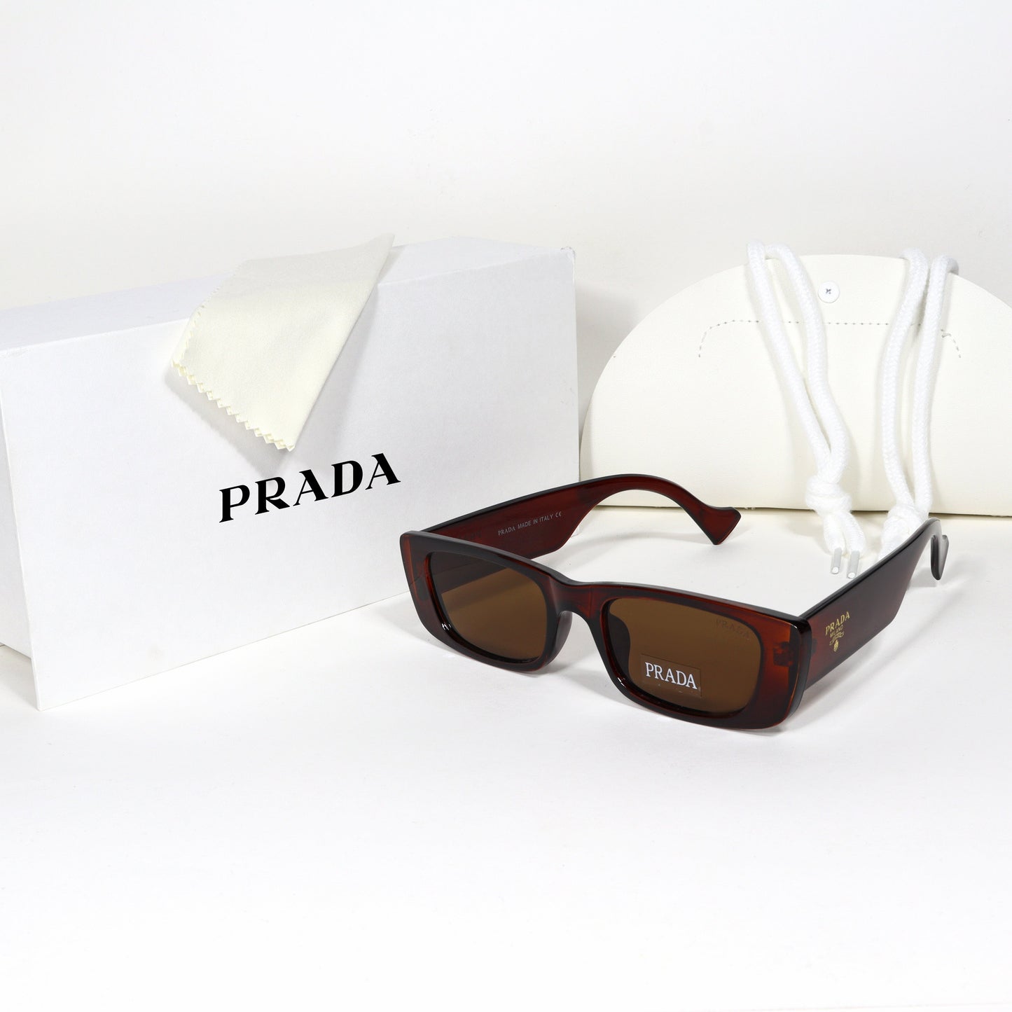 Prada - PR08