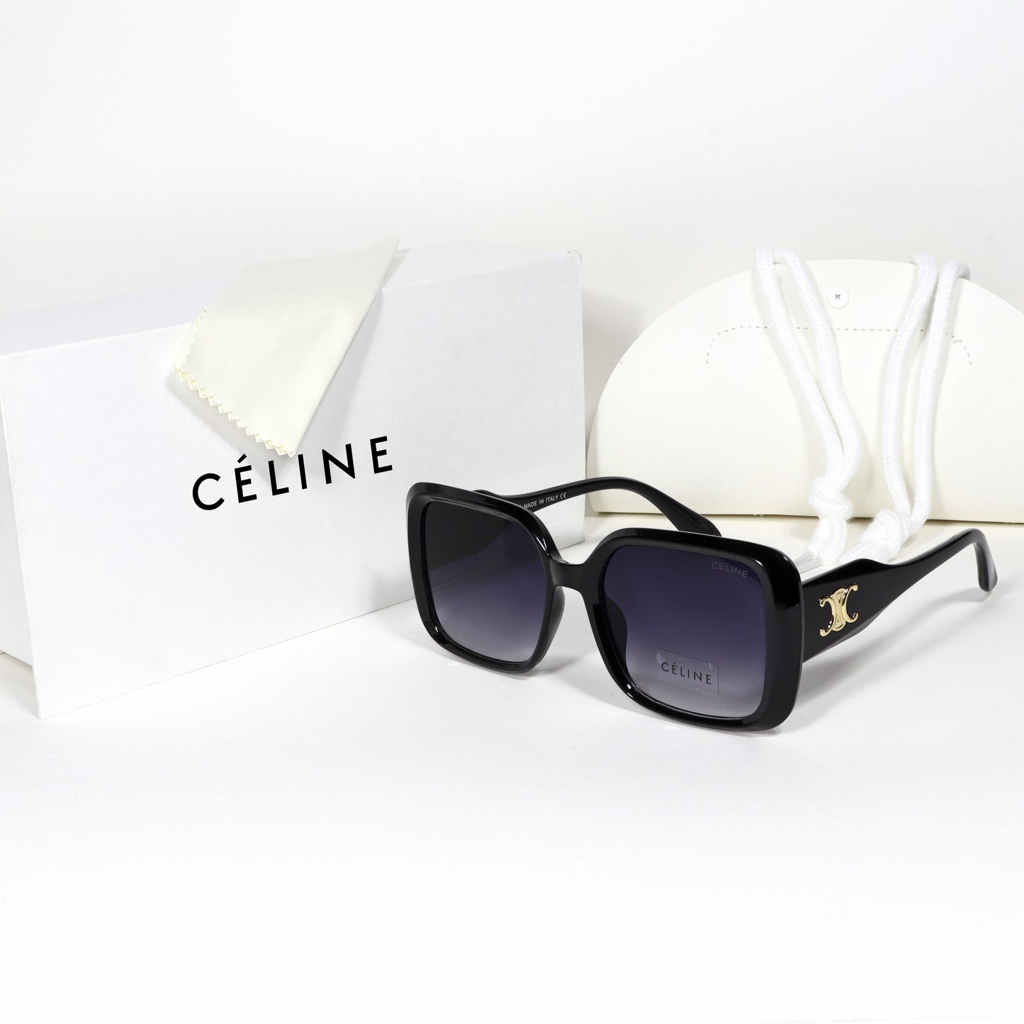 Celine - CL03