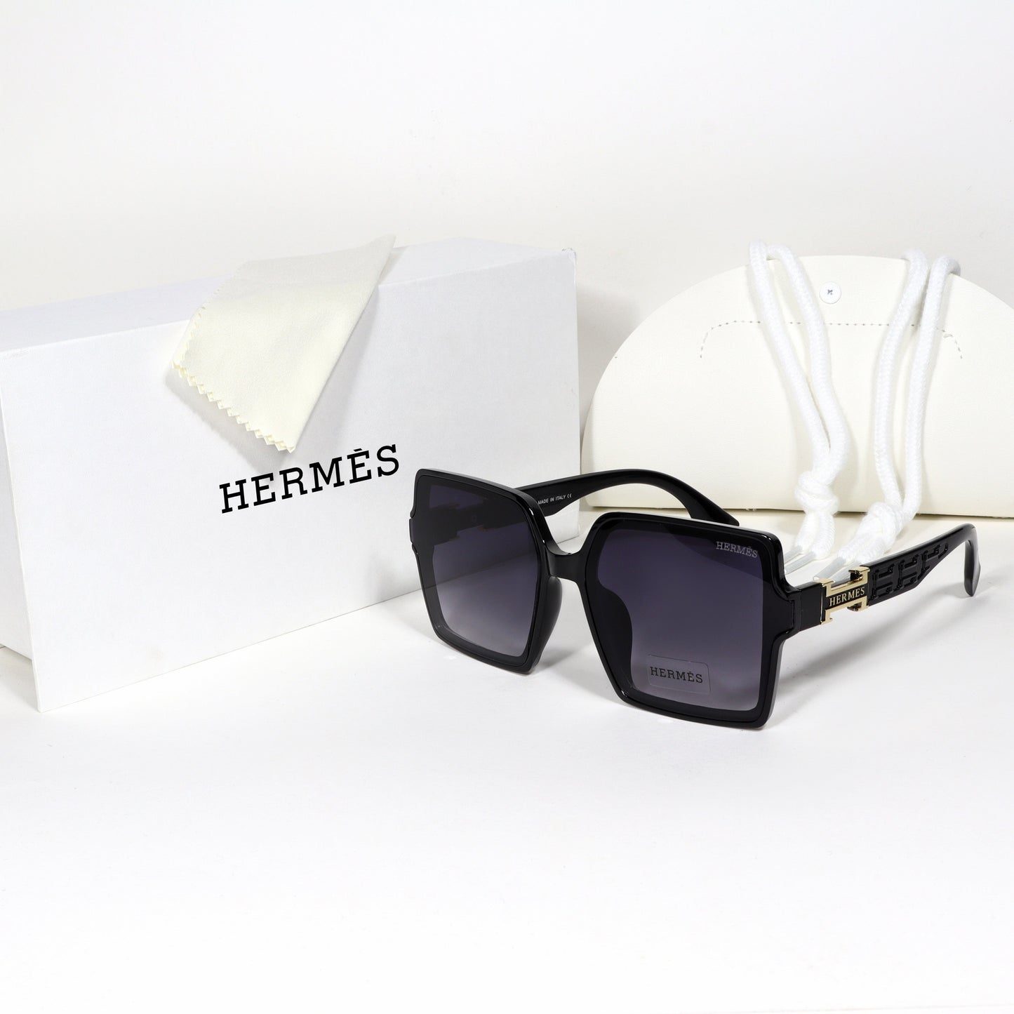 Hermes - HRM02