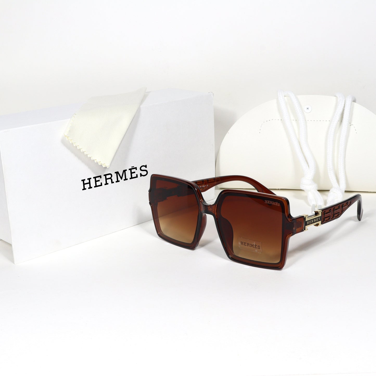 Hermes - HRM03