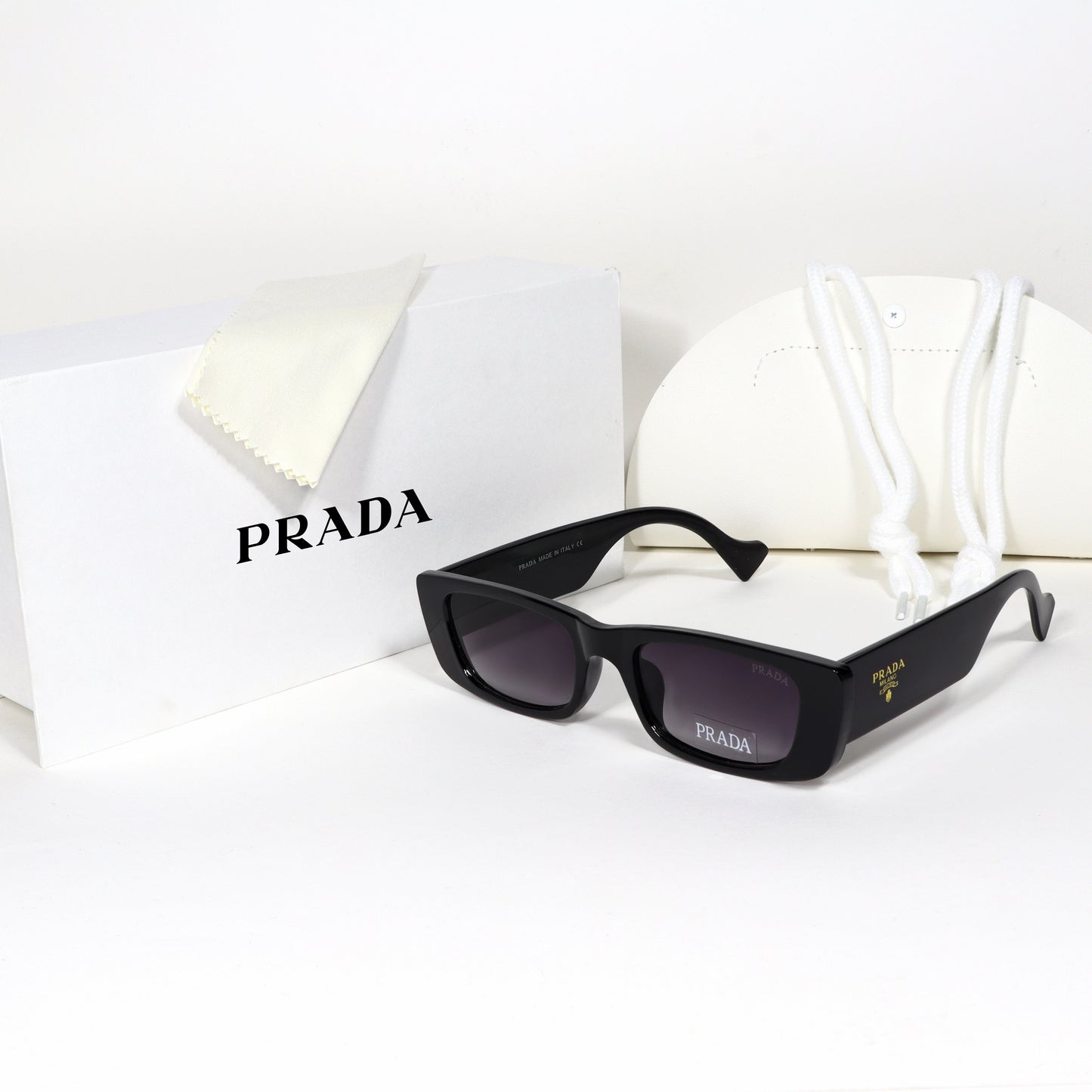Prada - PR09